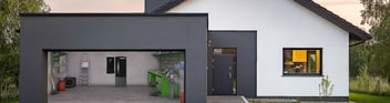 RS20015WEB_BatteryStorageWeb_Sharper-MainBATTERYSTORAGE-banner.jpg